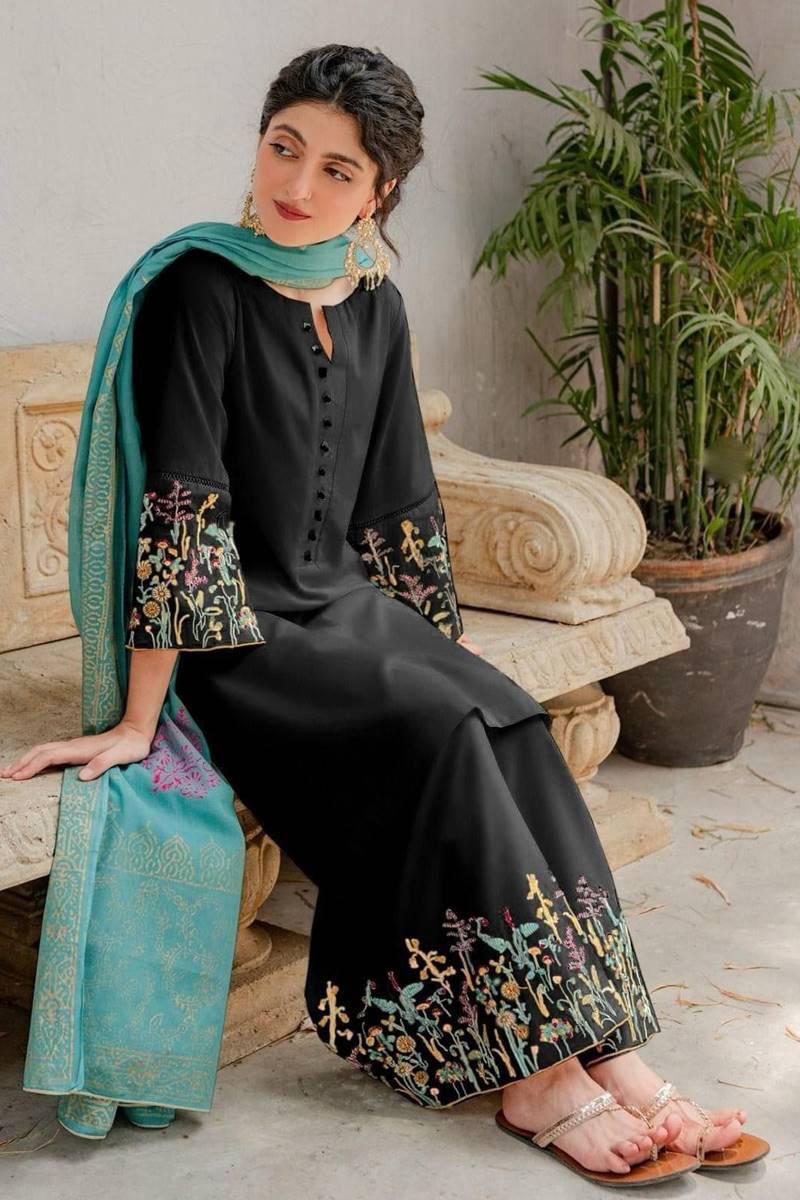 Unstitched 3PC Lawn
